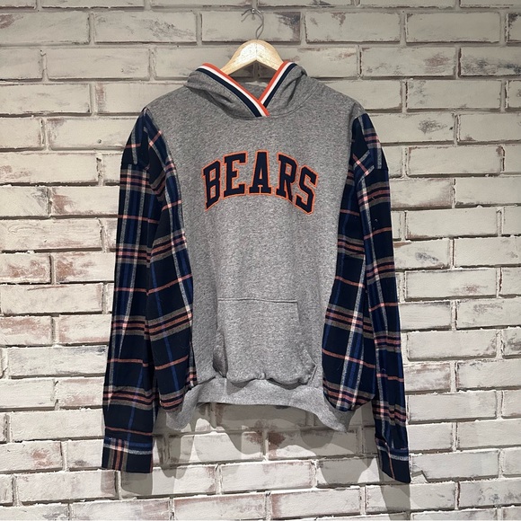 Chicago Bears Upcycled hooded sweatshirt flannel size medium - Picture 1 of 6
